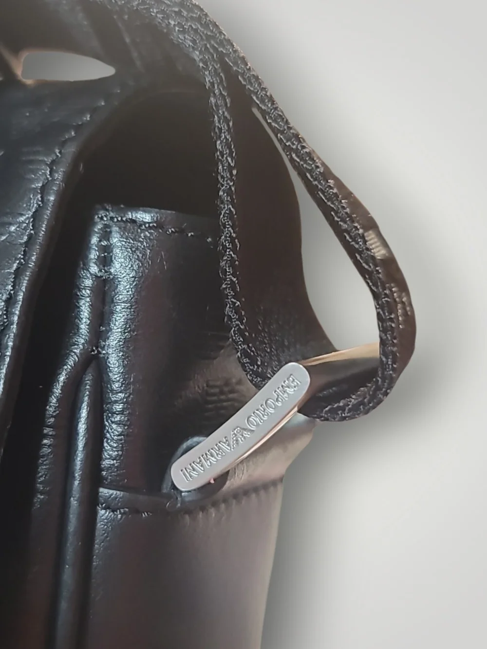 Emporio Armani Black Mens Crossbody Messenger Bag Like New